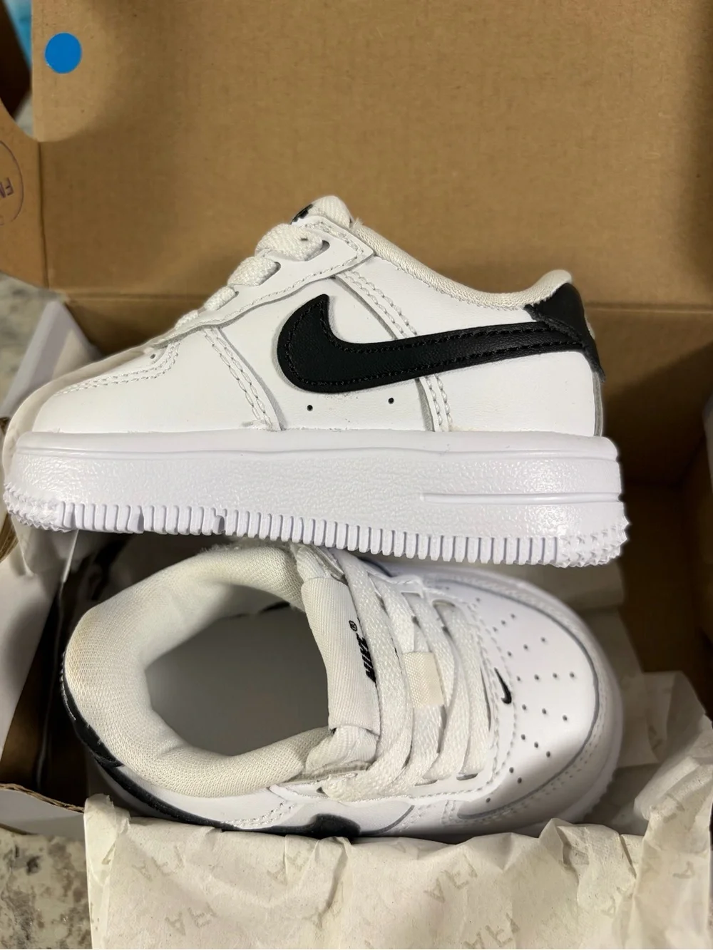 Nike White and Black Toddlers' Low-Top Sneakers